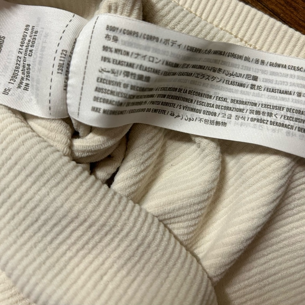 Abercrombie & Fitch Tank Top - Picture 3 of 3